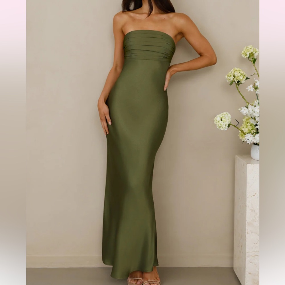HELLO MOLLY - THE SERAPHINA STRAPLESS SATIN MAXI DRESS OLIVE